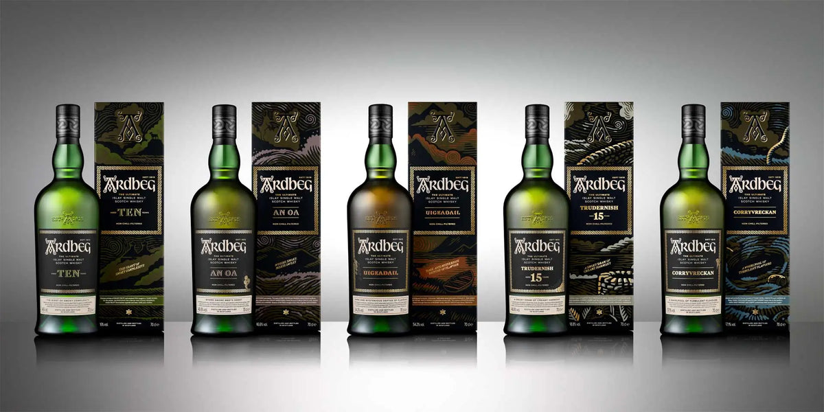 Fünf Ardbeg Whiskys mit dem neuen Ardbeg Design 