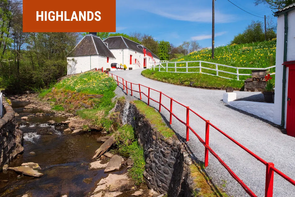 Edradour Whiskybrennerei in den schottischen Highlands