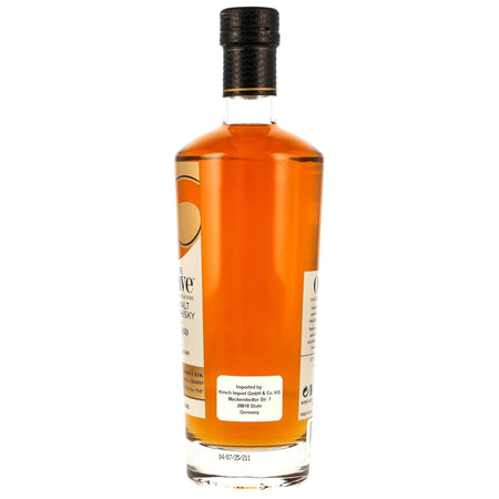 Seitenansicht der Single Malt Whiskyflasche A Highland Distillery Octave 16 Jahre 2009/2025
