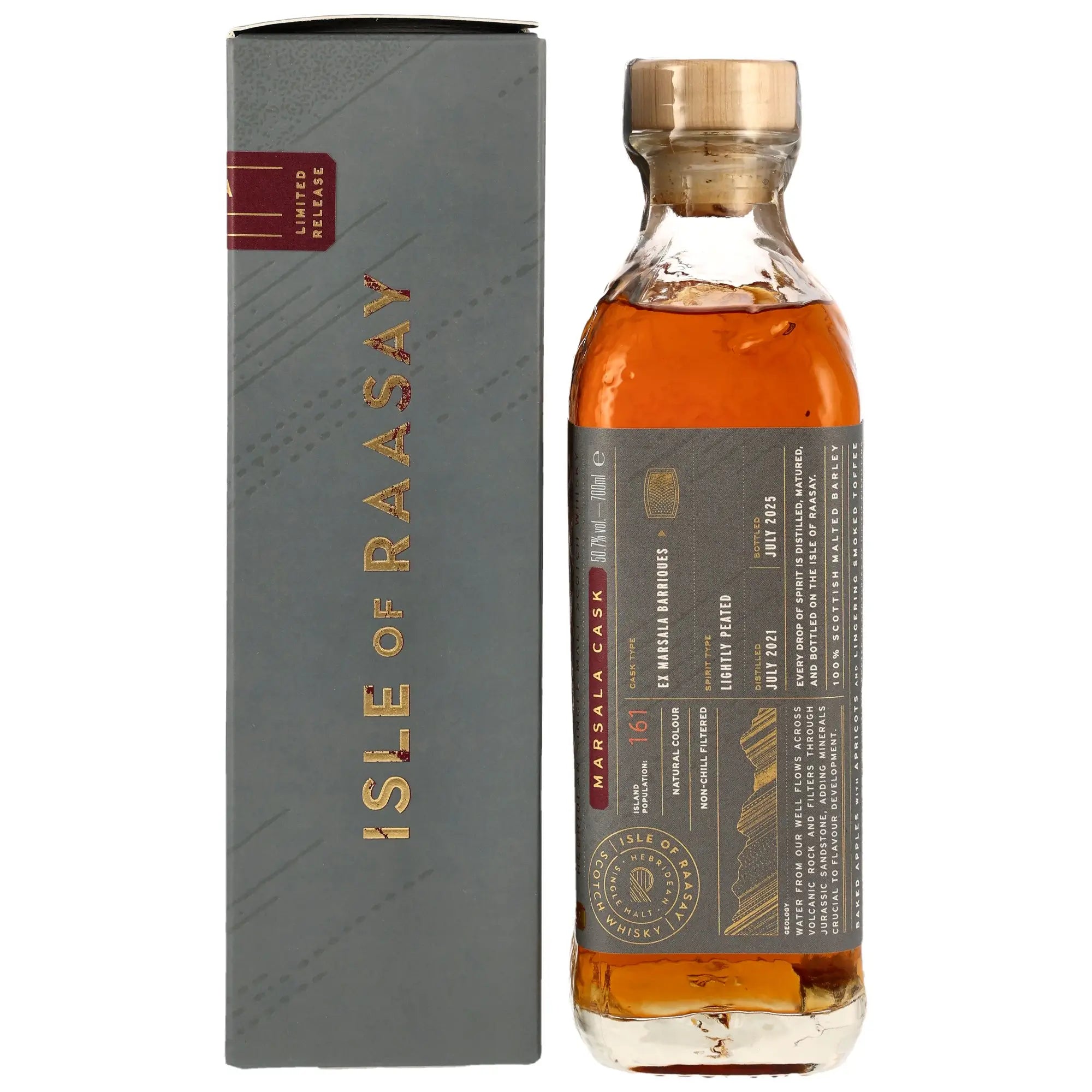 Seitenansicht der Whiskyflasche und Verpackung vom Single Malt Isle of Raasay Marsala Cask 2021/2025