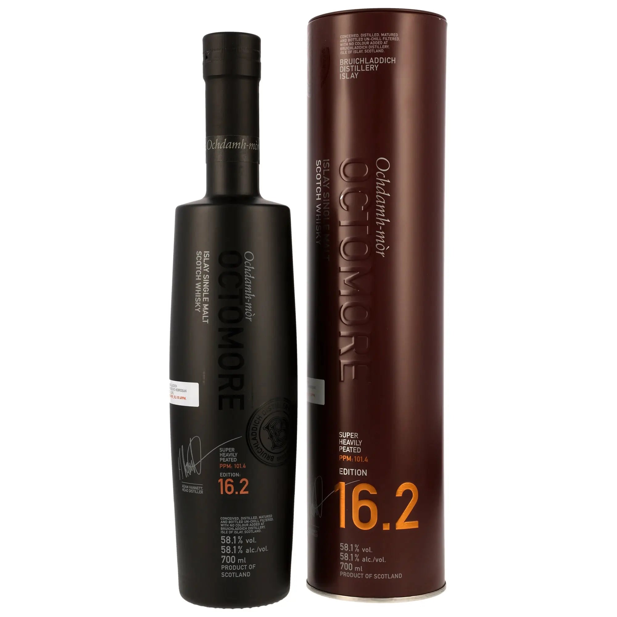 Vorderseite der Flasche und Verpackung vom Octomore 16.2 5 Jahre Single Malt Whisky