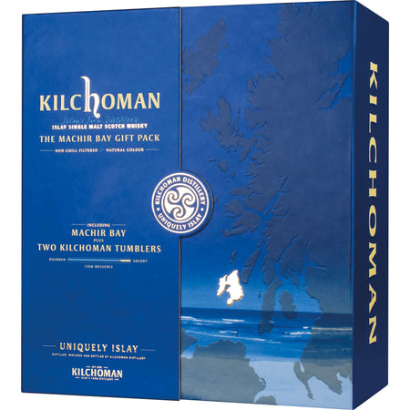 Kilchoman Machir Bay mit zwei Gläsern Islay Single Malt Scotch Whisky